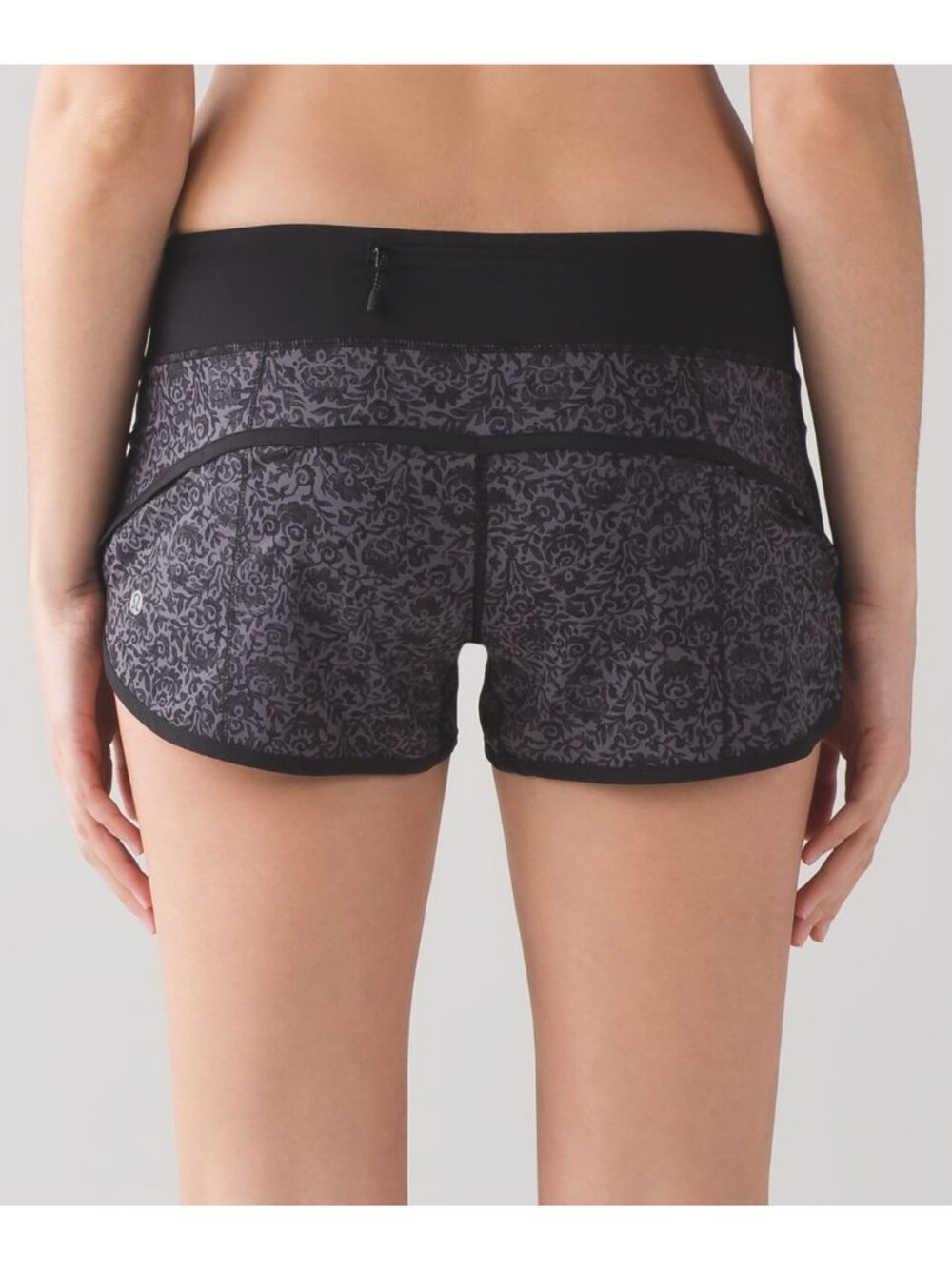 Lululemon Speed Shorts Size 10 Black Gray Floral Low Rise Flossy Dark Carbon 3"